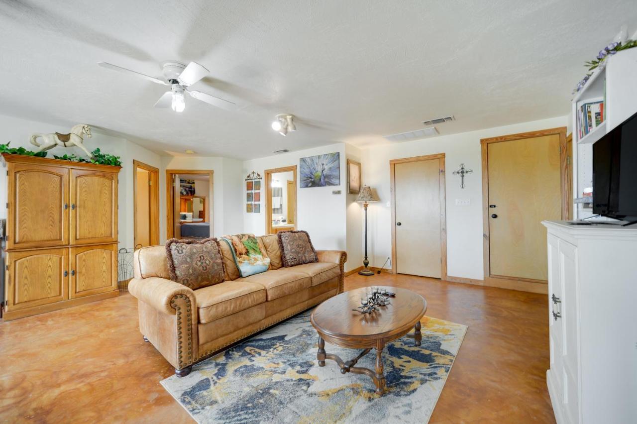 Вилла Fredericksburg Retreat With Private Hot Tub And Patio! Экстерьер фото