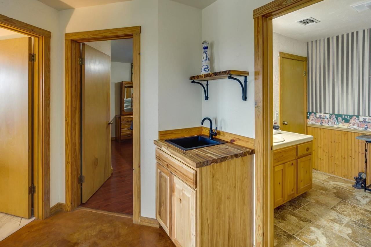 Вилла Fredericksburg Retreat With Private Hot Tub And Patio! Экстерьер фото